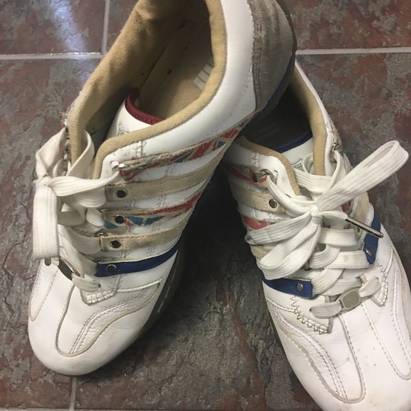 K-Swiss - Picture 2 of 4